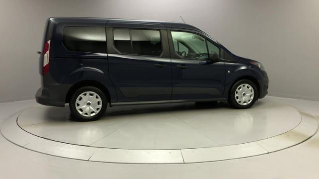 Used Ford Transit Connect 4dr Wgn LWB XL w/Rear Liftgate 2016 | J&M Automotive Sls&Svc LLC. Naugatuck, Connecticut Used Ford Transit Connect 4dr Wgn LWB XL w/Rear Liftgate 2016 | J&M Automotive Sls&Svc LLC. Naugatuck, Connecticut