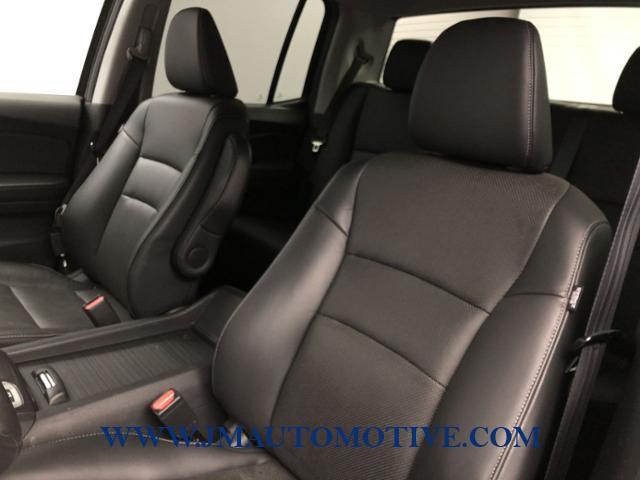 Used Honda Ridgeline RTL-T AWD 2018 | J&M Automotive Sls&Svc LLC. Naugatuck, Connecticut Used Honda Ridgeline RTL-T AWD 2018 | J&M Automotive Sls&Svc LLC. Naugatuck, Connecticut