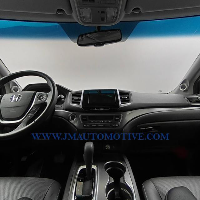 Used Honda Ridgeline RTL-T AWD 2018 | J&M Automotive Sls&Svc LLC. Naugatuck, Connecticut Used Honda Ridgeline RTL-T AWD 2018 | J&M Automotive Sls&Svc LLC. Naugatuck, Connecticut