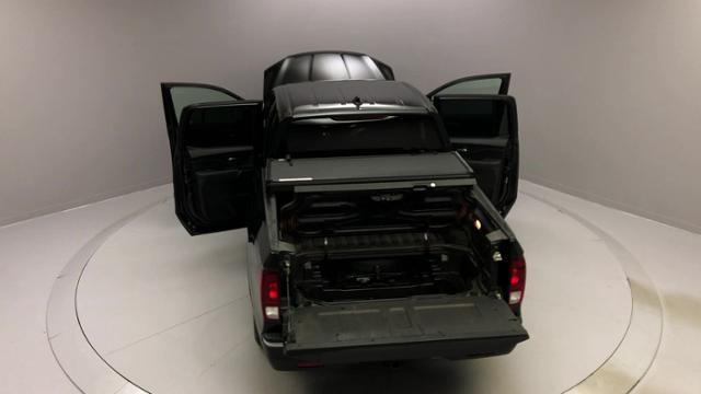 Used Honda Ridgeline RTL-T AWD 2018 | J&M Automotive Sls&Svc LLC. Naugatuck, Connecticut Used Honda Ridgeline RTL-T AWD 2018 | J&M Automotive Sls&Svc LLC. Naugatuck, Connecticut