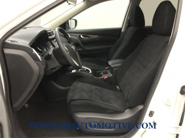Used Nissan Rogue AWD 4dr SV 2016 | J&M Automotive Sls&Svc LLC. Naugatuck, Connecticut Used Nissan Rogue AWD 4dr SV 2016 | J&M Automotive Sls&Svc LLC. Naugatuck, Connecticut