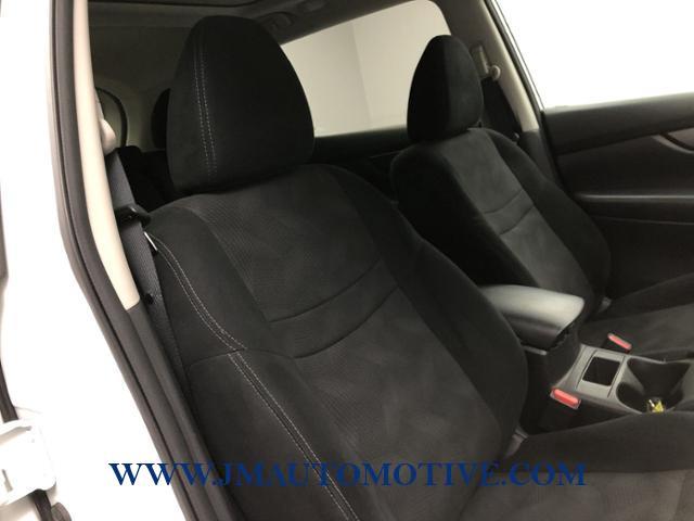 Used Nissan Rogue AWD 4dr SV 2016 | J&M Automotive Sls&Svc LLC. Naugatuck, Connecticut Used Nissan Rogue AWD 4dr SV 2016 | J&M Automotive Sls&Svc LLC. Naugatuck, Connecticut