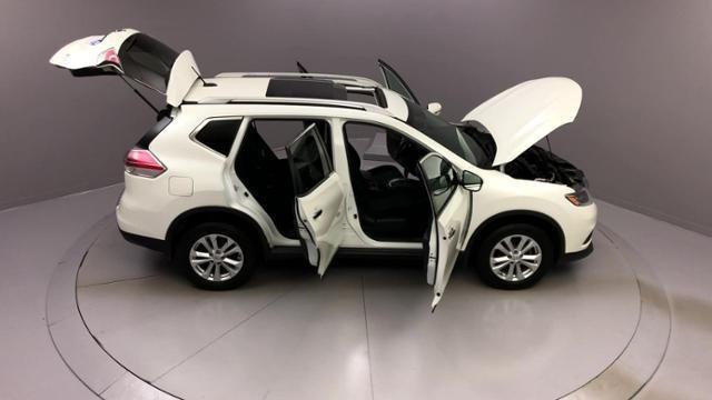 Used Nissan Rogue AWD 4dr SV 2016 | J&M Automotive Sls&Svc LLC. Naugatuck, Connecticut Used Nissan Rogue AWD 4dr SV 2016 | J&M Automotive Sls&Svc LLC. Naugatuck, Connecticut