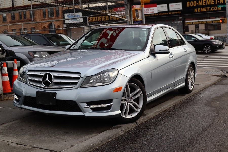 Used Mercedes-Benz C-Class 4dr Sdn C300 Luxury 4MATIC 2013 | Hillside Auto Mall Inc.. Jamaica, New York Used Mercedes-Benz C-Class 4dr Sdn C300 Luxury 4MATIC 2013 | Hillside Auto Mall Inc.. Jamaica, New York