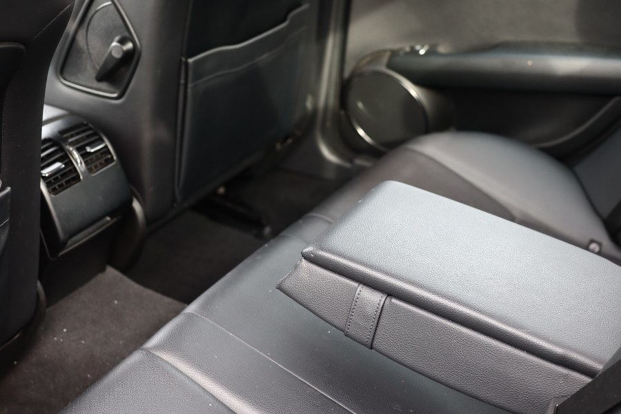 Used Mercedes-Benz C-Class 4dr Sdn C300 Luxury 4MATIC 2013 | Hillside Auto Mall Inc.. Jamaica, New York Used Mercedes-Benz C-Class 4dr Sdn C300 Luxury 4MATIC 2013 | Hillside Auto Mall Inc.. Jamaica, New York