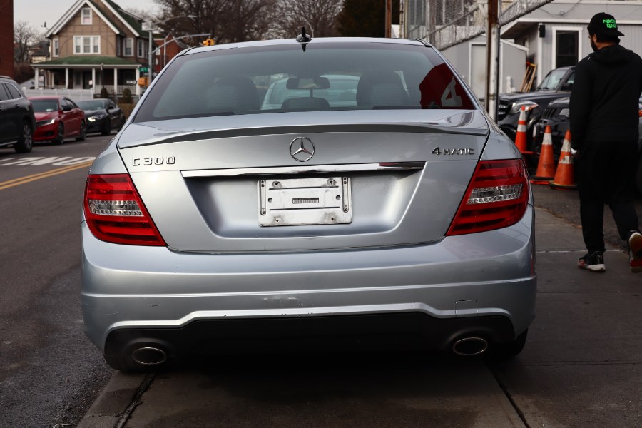 Used Mercedes-Benz C-Class 4dr Sdn C300 Luxury 4MATIC 2013 | Hillside Auto Mall Inc.. Jamaica, New York Used Mercedes-Benz C-Class 4dr Sdn C300 Luxury 4MATIC 2013 | Hillside Auto Mall Inc.. Jamaica, New York