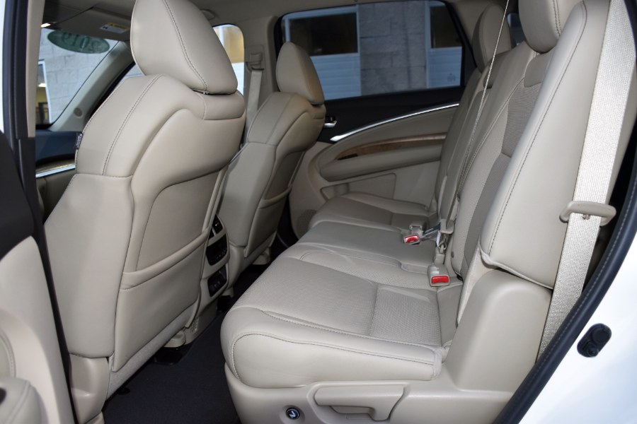 Used Acura MDX SH-AWD w/Technology Pkg 2019 | Highline Car Connection. Waterbury, Connecticut Used Acura MDX SH-AWD w/Technology Pkg 2019 | Highline Car Connection. Waterbury, Connecticut