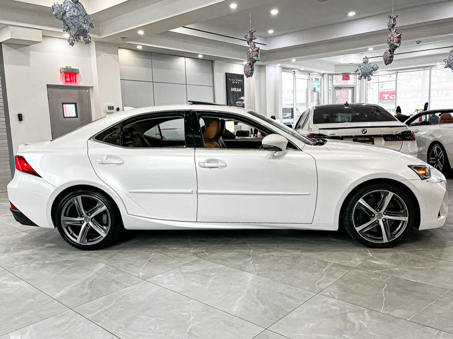 Used Lexus IS IS 300 AWD 2018 | Luxury Motor Club. Franklin Square, New York Used Lexus IS IS 300 AWD 2018 | Luxury Motor Club. Franklin Square, New York