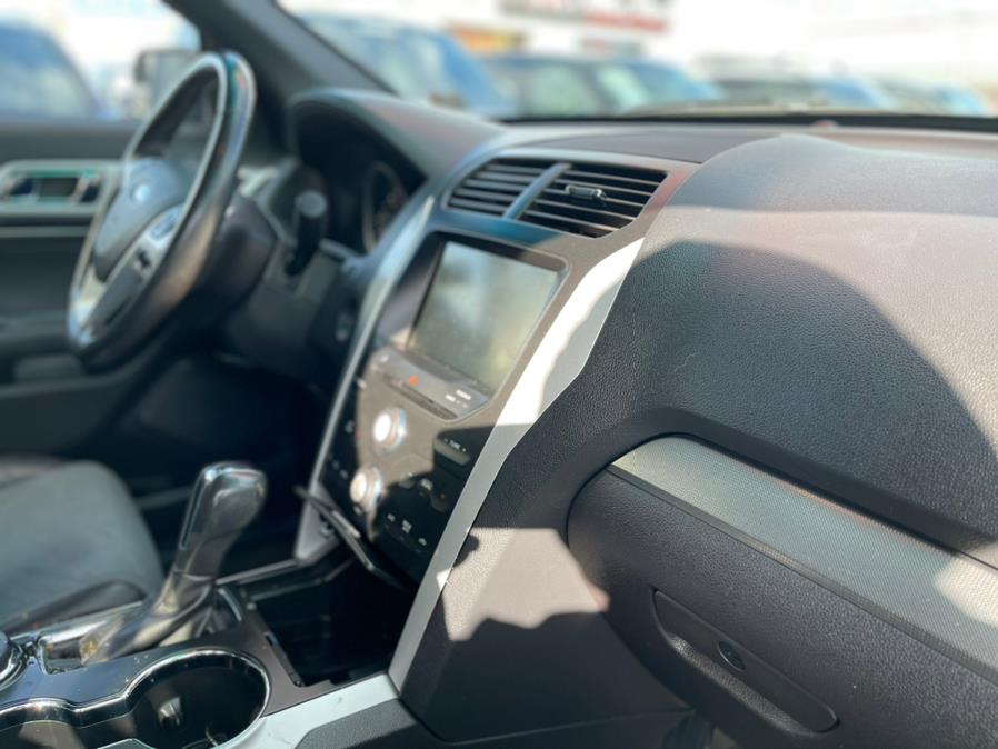 Used Ford Explorer 4WD 4dr XLT 2015 | NYC Automart Inc. Brooklyn, New York Used Ford Explorer 4WD 4dr XLT 2015 | NYC Automart Inc. Brooklyn, New York