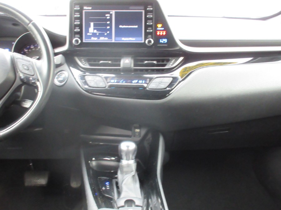 2019 Toyota C-HR XLE FWD (Natl), available for sale in Linden, New Jersey | Route 27 Auto Mall. Linden, New Jersey 2019 Toyota C-HR XLE FWD (Natl), available for sale in Linden, New Jersey | Route 27 Auto Mall. Linden, New Jersey