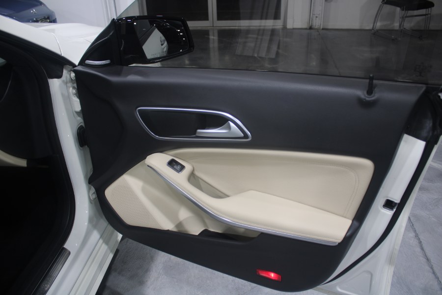 Used Mercedes-Benz CLA 4dr Sdn CLA 250 4MATIC 2016 | Auto Gallery. Lodi, New Jersey Used Mercedes-Benz CLA 4dr Sdn CLA 250 4MATIC 2016 | Auto Gallery. Lodi, New Jersey