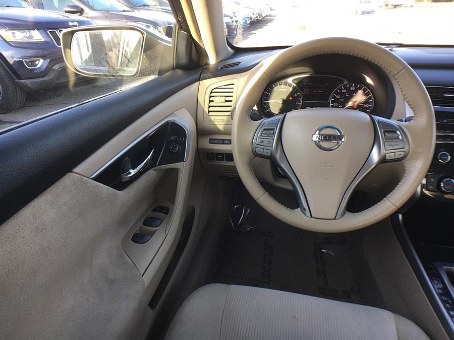 Used Nissan Altima 4dr Sdn I4 2.5 S 2013 | Smart Buy Auto Sales, LLC. Wallingford, Connecticut Used Nissan Altima 4dr Sdn I4 2.5 S 2013 | Smart Buy Auto Sales, LLC. Wallingford, Connecticut