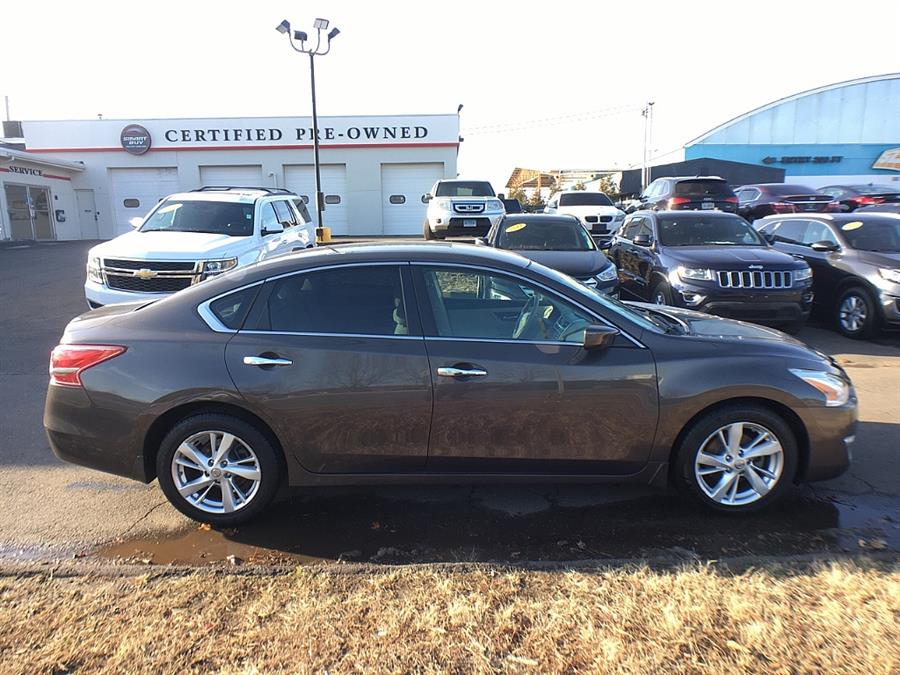 Used Nissan Altima 4dr Sdn I4 2.5 S 2013 | Smart Buy Auto Sales, LLC. Wallingford, Connecticut Used Nissan Altima 4dr Sdn I4 2.5 S 2013 | Smart Buy Auto Sales, LLC. Wallingford, Connecticut