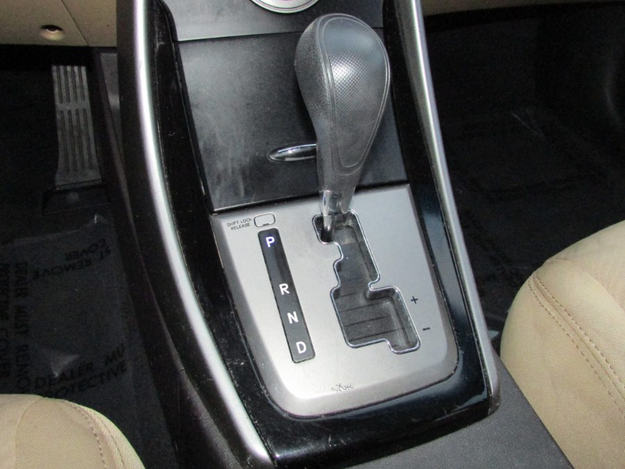 Used Hyundai Elantra 4dr Sdn Auto GLS 2013 | United Auto Sales of E Windsor, Inc. East Windsor, Connecticut Used Hyundai Elantra 4dr Sdn Auto GLS 2013 | United Auto Sales of E Windsor, Inc. East Windsor, Connecticut