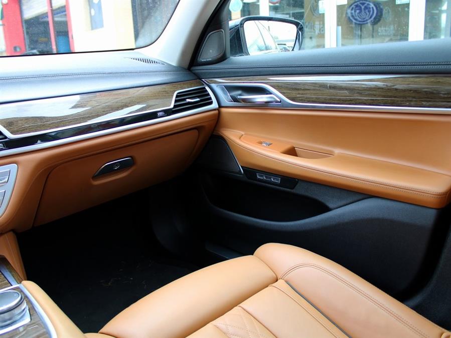 Used BMW 7 Series 750i xDrive 2016 | Auto Expo Ent Inc.. Great Neck, New York Used BMW 7 Series 750i xDrive 2016 | Auto Expo Ent Inc.. Great Neck, New York