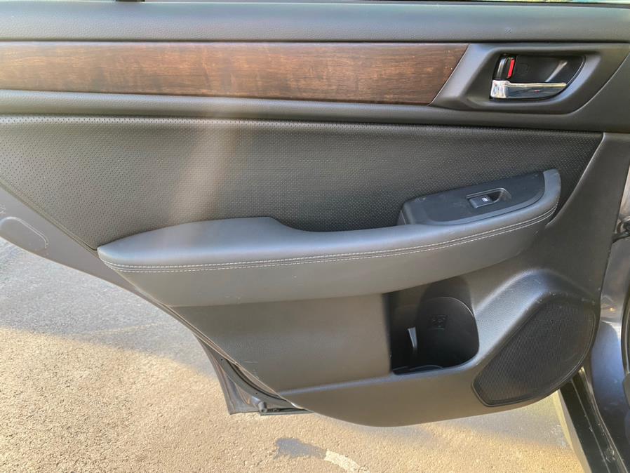 Used Subaru Outback 4dr Wgn 2.5i Limited PZEV 2016 | Lava Motors 2 Inc. Canton, Connecticut Used Subaru Outback 4dr Wgn 2.5i Limited PZEV 2016 | Lava Motors 2 Inc. Canton, Connecticut
