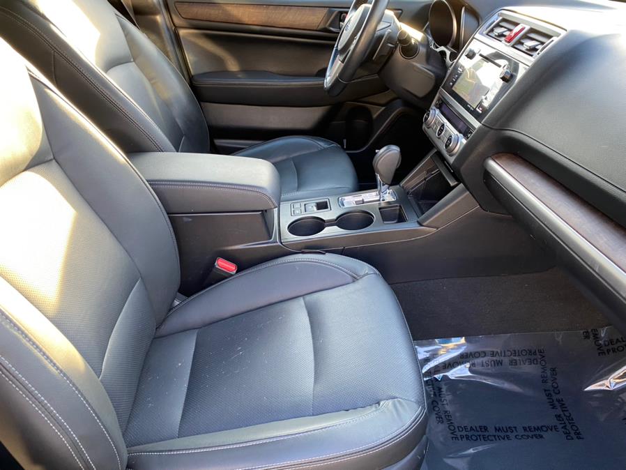 Used Subaru Outback 4dr Wgn 2.5i Limited PZEV 2016 | Lava Motors 2 Inc. Canton, Connecticut Used Subaru Outback 4dr Wgn 2.5i Limited PZEV 2016 | Lava Motors 2 Inc. Canton, Connecticut