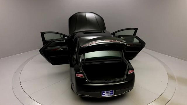 Used Lincoln Mkz Reserve AWD 2017 | J&M Automotive Sls&Svc LLC. Naugatuck, Connecticut Used Lincoln Mkz Reserve AWD 2017 | J&M Automotive Sls&Svc LLC. Naugatuck, Connecticut