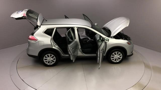 2015 Nissan Rogue AWD 4dr S *Ltd Avail*, available for sale in Naugatuck, Connecticut | J&M Automotive Sls&Svc LLC. Naugatuck, Connecticut 2015 Nissan Rogue AWD 4dr S *Ltd Avail*, available for sale in Naugatuck, Connecticut | J&M Automotive Sls&Svc LLC. Naugatuck, Connecticut