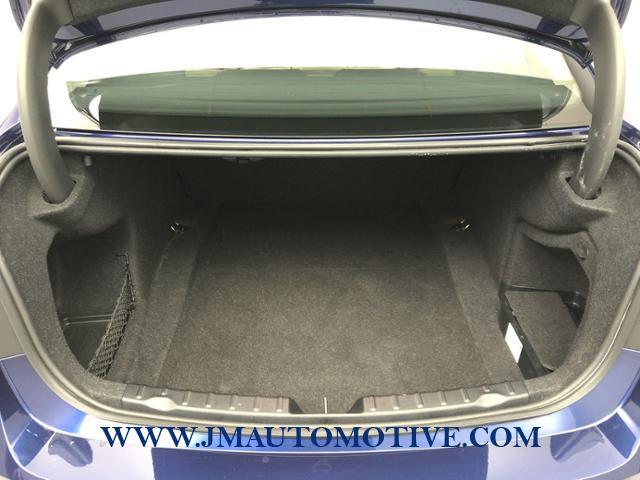 Used BMW 3 Series 320i xDrive Sedan 2018 | J&M Automotive Sls&Svc LLC. Naugatuck, Connecticut Used BMW 3 Series 320i xDrive Sedan 2018 | J&M Automotive Sls&Svc LLC. Naugatuck, Connecticut