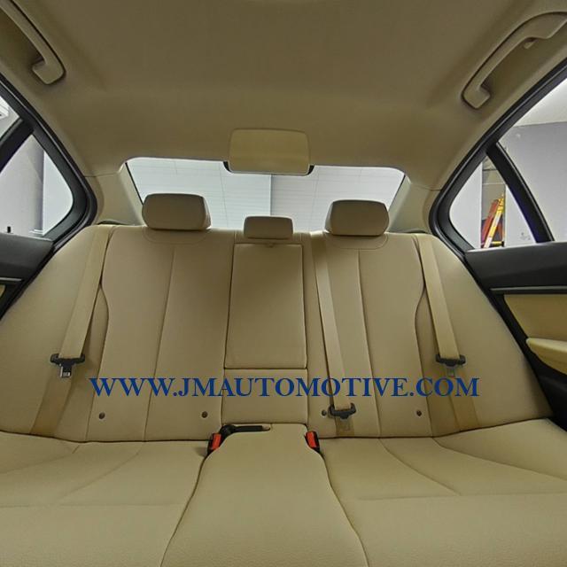 Used BMW 3 Series 320i xDrive Sedan 2018 | J&M Automotive Sls&Svc LLC. Naugatuck, Connecticut Used BMW 3 Series 320i xDrive Sedan 2018 | J&M Automotive Sls&Svc LLC. Naugatuck, Connecticut