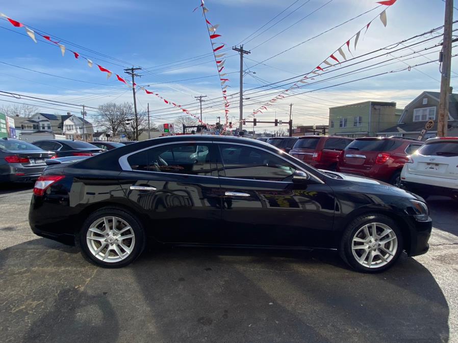 2011 Nissan Maxima 4dr Sdn V6 CVT 3.5 SV w/Sport Pkg, available for sale in Bridgeport, Connecticut | CT Auto. Bridgeport, Connecticut 2011 Nissan Maxima 4dr Sdn V6 CVT 3.5 SV w/Sport Pkg, available for sale in Bridgeport, Connecticut | CT Auto. Bridgeport, Connecticut