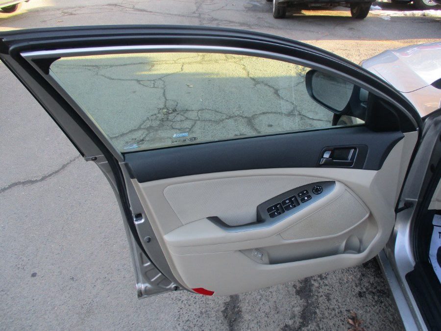 Used Kia Optima LX 2011 | Cos Central Auto. Meriden, Connecticut Used Kia Optima LX 2011 | Cos Central Auto. Meriden, Connecticut