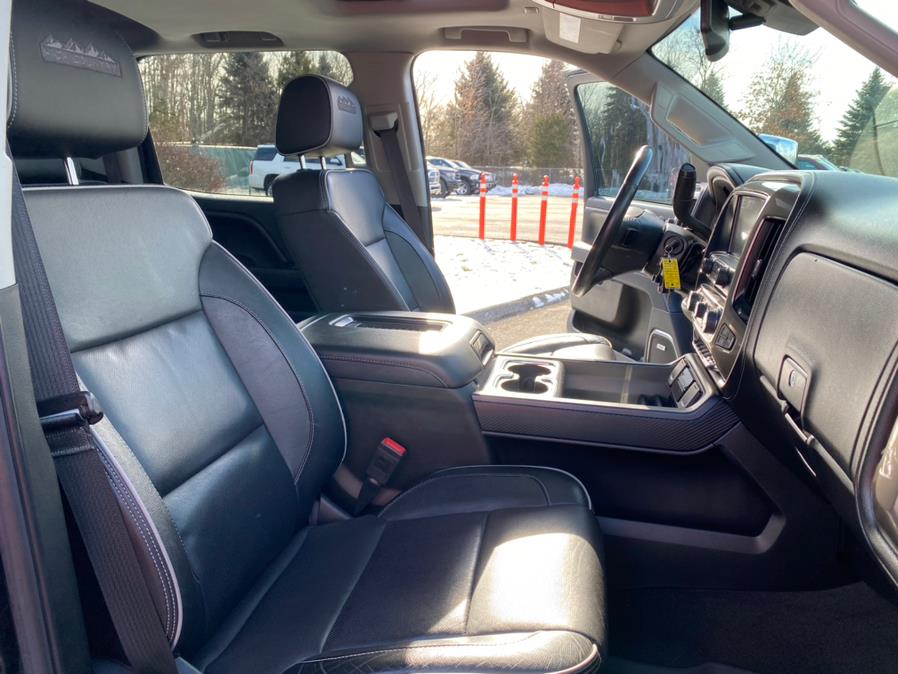 Used Chevrolet Silverado 2500HD 4WD Crew Cab 153.7" High Country 2017 | Tru Auto Mall. Berlin, Connecticut Used Chevrolet Silverado 2500HD 4WD Crew Cab 153.7" High Country 2017 | Tru Auto Mall. Berlin, Connecticut