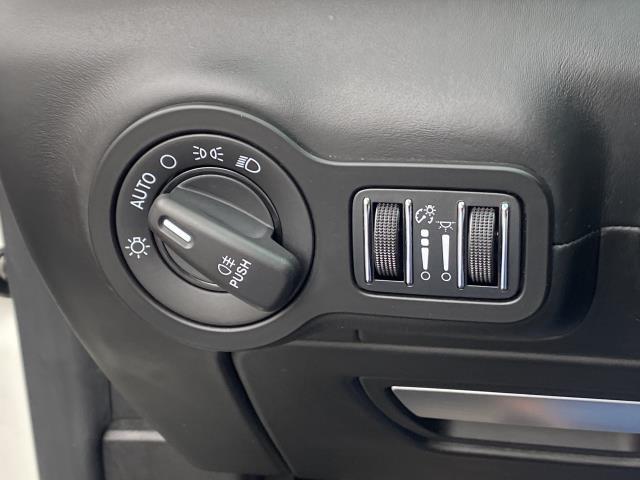 Used Maserati Ghibli 4dr Sdn S Q4 2014 | Northshore Motors. Syosset , New York Used Maserati Ghibli 4dr Sdn S Q4 2014 | Northshore Motors. Syosset , New York