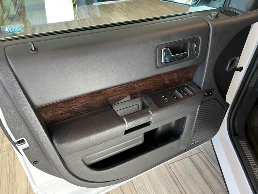 2015 Ford Flex 4dr Limited AWD, available for sale in West Hartford, Connecticut | AutoMax. West Hartford, Connecticut 2015 Ford Flex 4dr Limited AWD, available for sale in West Hartford, Connecticut | AutoMax. West Hartford, Connecticut