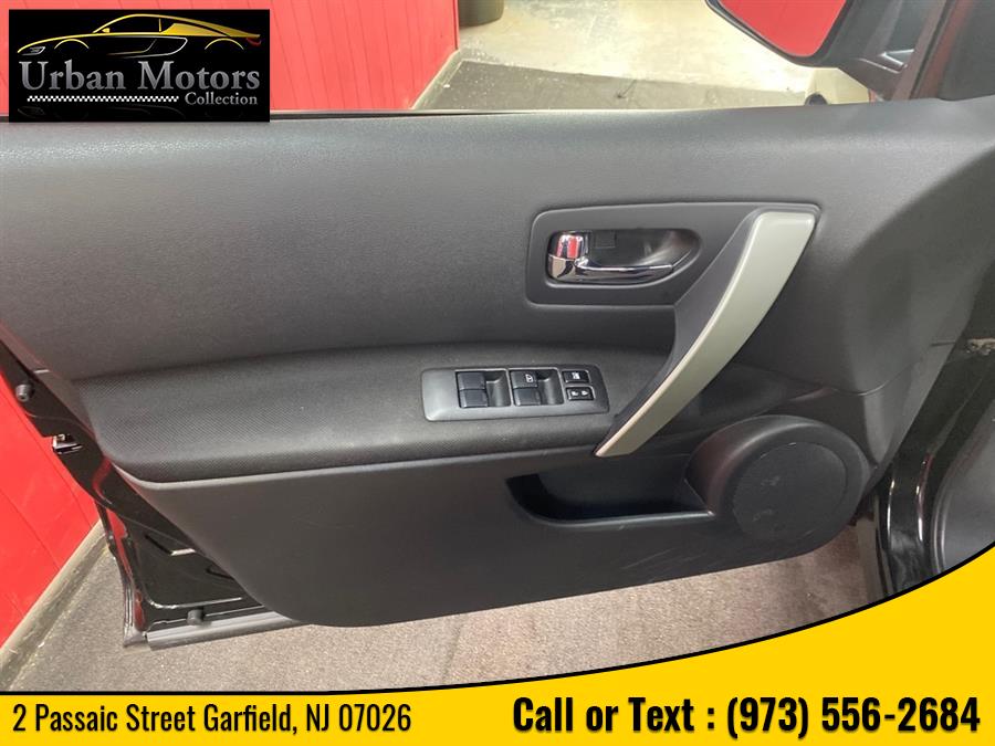 Used Nissan Rogue SV 2011 | Urban Motors Collection. Garfield, New Jersey Used Nissan Rogue SV 2011 | Urban Motors Collection. Garfield, New Jersey