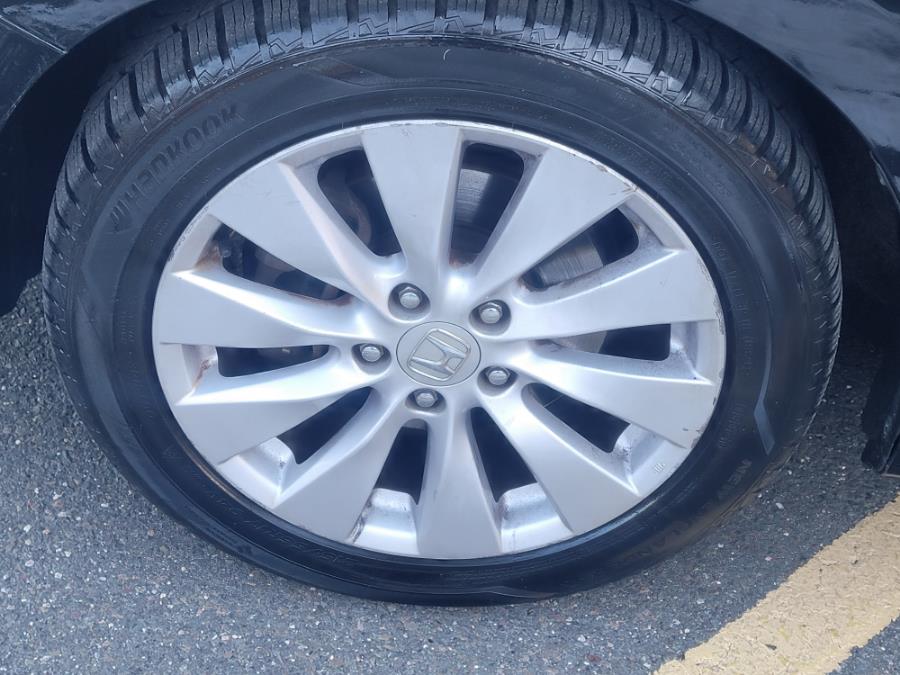 2013 Honda Accord Sdn 4dr I4 CVT EX, available for sale in New Britain, Connecticut | Supreme Automotive. New Britain, Connecticut 2013 Honda Accord Sdn 4dr I4 CVT EX, available for sale in New Britain, Connecticut | Supreme Automotive. New Britain, Connecticut