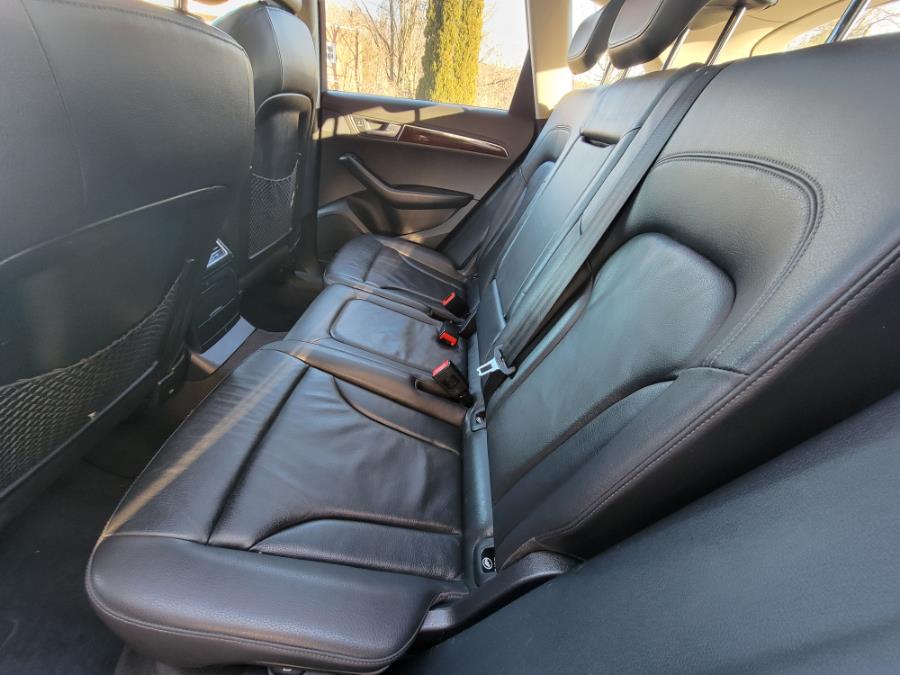 2010 Audi Q5 quattro 4dr Premium, available for sale in New Britain, Connecticut | Supreme Automotive. New Britain, Connecticut 2010 Audi Q5 quattro 4dr Premium, available for sale in New Britain, Connecticut | Supreme Automotive. New Britain, Connecticut