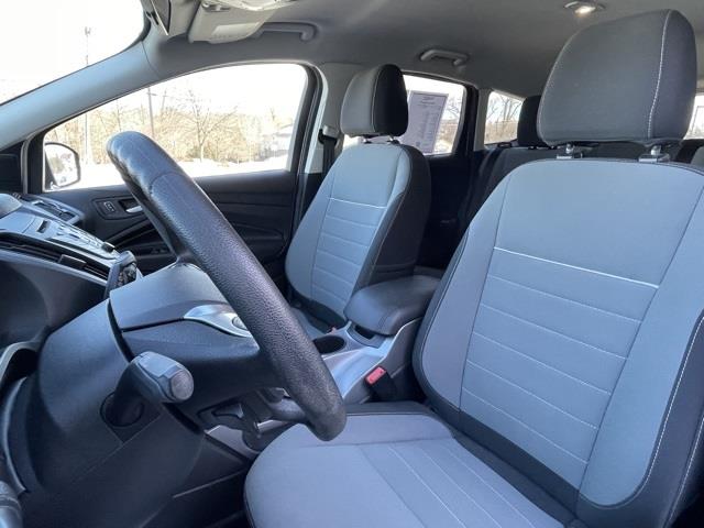 Used Ford Escape SE 2015 | Blasius Federal Road. Brookfield, Connecticut Used Ford Escape SE 2015 | Blasius Federal Road. Brookfield, Connecticut