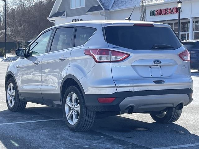 Used Ford Escape SE 2015 | Blasius Federal Road. Brookfield, Connecticut Used Ford Escape SE 2015 | Blasius Federal Road. Brookfield, Connecticut