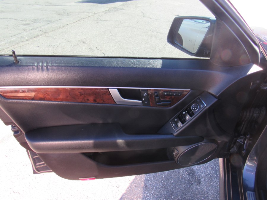 Used Mercedes-Benz C300 Sport 2013 | Hilario's Auto Sales Inc.. Worcester, Massachusetts Used Mercedes-Benz C300 Sport 2013 | Hilario's Auto Sales Inc.. Worcester, Massachusetts