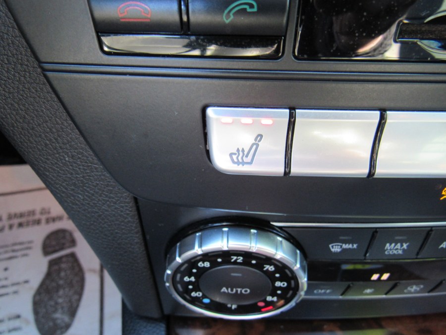 Used Mercedes-Benz C300 Sport 2013 | Hilario's Auto Sales Inc.. Worcester, Massachusetts Used Mercedes-Benz C300 Sport 2013 | Hilario's Auto Sales Inc.. Worcester, Massachusetts