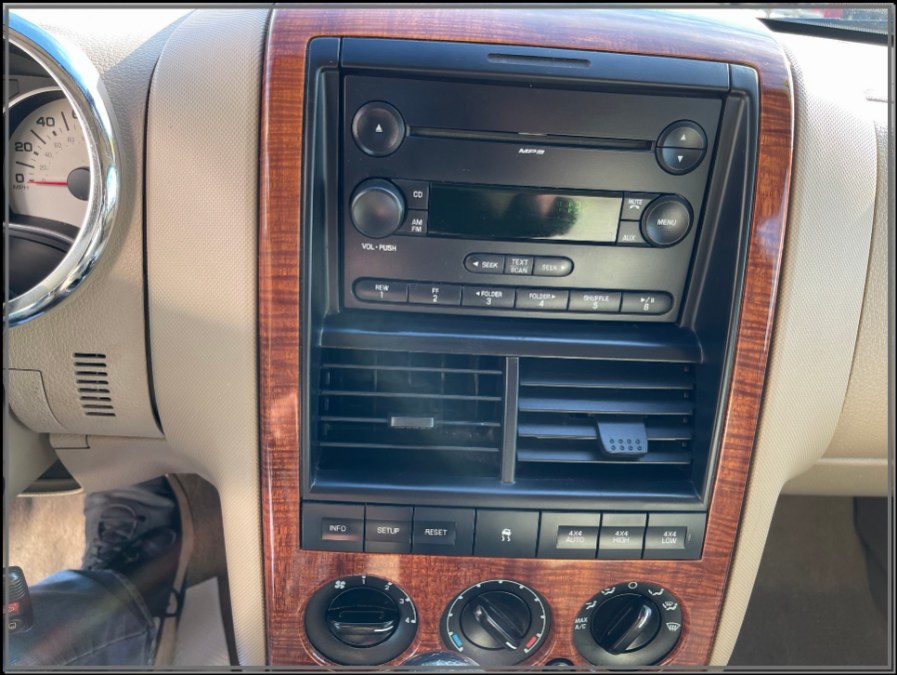 2007 Ford Explorer 4WD 4dr V6 Eddie Bauer, available for sale in Huntington Station, New York | My Auto Inc.. Huntington Station, New York 2007 Ford Explorer 4WD 4dr V6 Eddie Bauer, available for sale in Huntington Station, New York | My Auto Inc.. Huntington Station, New York