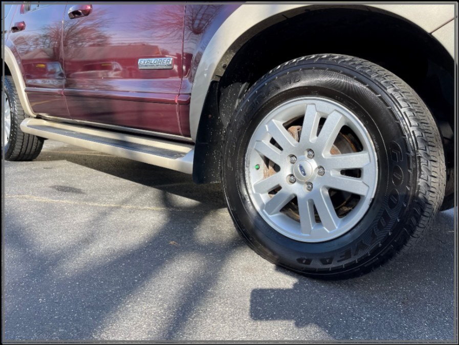 2007 Ford Explorer 4WD 4dr V6 Eddie Bauer, available for sale in Huntington Station, New York | My Auto Inc.. Huntington Station, New York 2007 Ford Explorer 4WD 4dr V6 Eddie Bauer, available for sale in Huntington Station, New York | My Auto Inc.. Huntington Station, New York