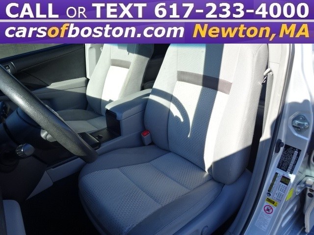 Used Toyota Camry 4dr Sdn I4 Auto LE (Natl) *Ltd Avail* 2014 | Jacob Auto Sales. Newton, Massachusetts