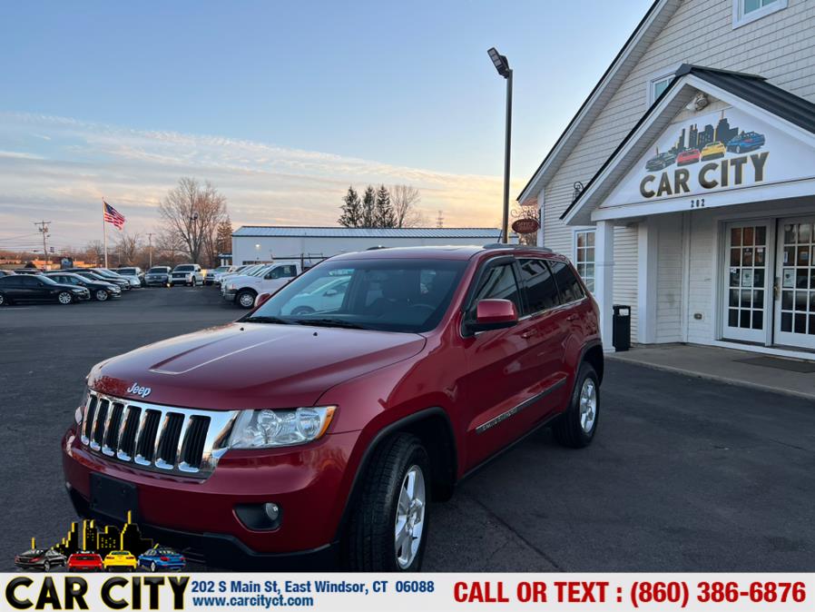 2011 Jeep Grand Cherokee 4WD 4dr Laredo, available for sale in East Windsor, Connecticut | Car City LLC. East Windsor, Connecticut