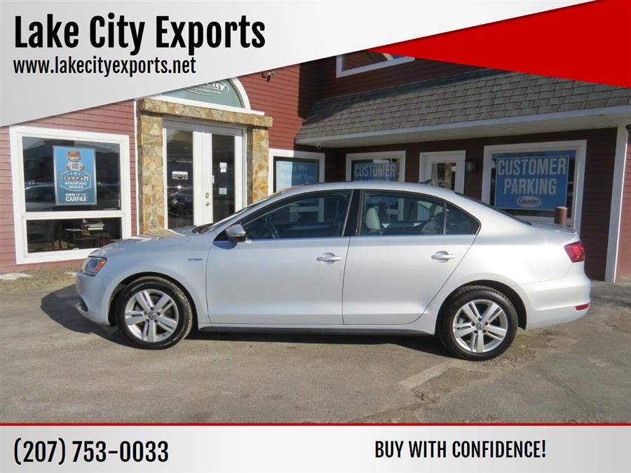 2013 Volkswagen Jetta Hybrid SEL 4dr Sedan, available for sale in Auburn, Maine | Lake City Exports Inc. Auburn, Maine