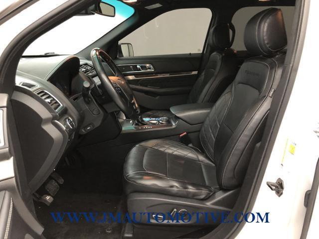 Used Ford Explorer 4WD 4dr Platinum 2016 | J&M Automotive Sls&Svc LLC. Naugatuck, Connecticut Used Ford Explorer 4WD 4dr Platinum 2016 | J&M Automotive Sls&Svc LLC. Naugatuck, Connecticut