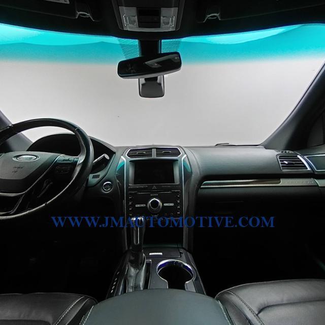 Used Ford Explorer 4WD 4dr Platinum 2016 | J&M Automotive Sls&Svc LLC. Naugatuck, Connecticut Used Ford Explorer 4WD 4dr Platinum 2016 | J&M Automotive Sls&Svc LLC. Naugatuck, Connecticut