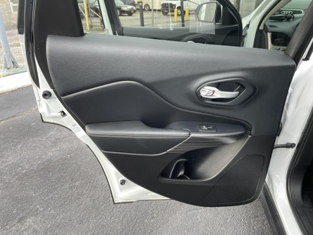 Used Jeep Cherokee 4WD 4dr Limited 2015 | Sunrise Auto Outlet. Amityville, New York Used Jeep Cherokee 4WD 4dr Limited 2015 | Sunrise Auto Outlet. Amityville, New York