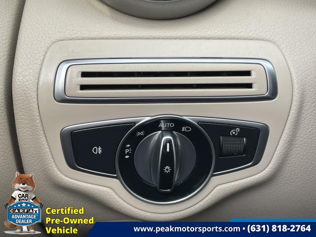 Used Mercedes-Benz C-Class 4dr Sdn C300 Luxury 4MATIC 2016 | Peak Automotive Inc.. Bayshore, New York Used Mercedes-Benz C-Class 4dr Sdn C300 Luxury 4MATIC 2016 | Peak Automotive Inc.. Bayshore, New York