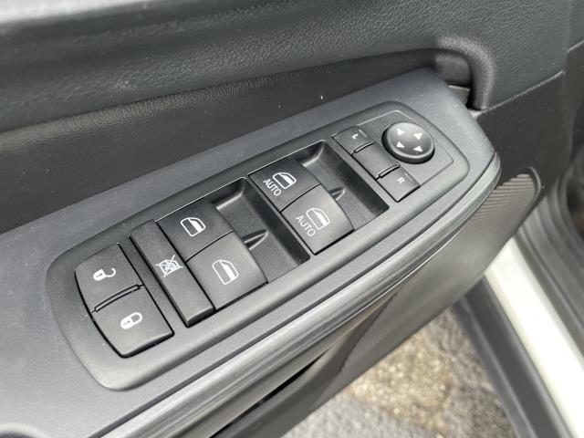Used Jeep Cherokee 4WD 4dr Limited 2015 | Northshore Motors. Syosset , New York Used Jeep Cherokee 4WD 4dr Limited 2015 | Northshore Motors. Syosset , New York