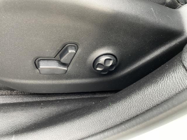 Used Jeep Cherokee 4WD 4dr Limited 2015 | Northshore Motors. Syosset , New York Used Jeep Cherokee 4WD 4dr Limited 2015 | Northshore Motors. Syosset , New York