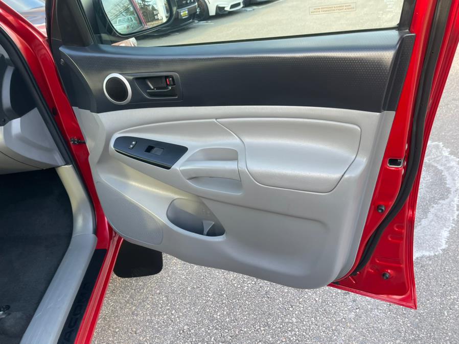 2015 Toyota Tacoma 4WD Double Cab V6 AT TRD Pro (Natl), available for sale in South Windsor, Connecticut | Mike And Tony Auto Sales, Inc. South Windsor, Connecticut 2015 Toyota Tacoma 4WD Double Cab V6 AT TRD Pro (Natl), available for sale in South Windsor, Connecticut | Mike And Tony Auto Sales, Inc. South Windsor, Connecticut