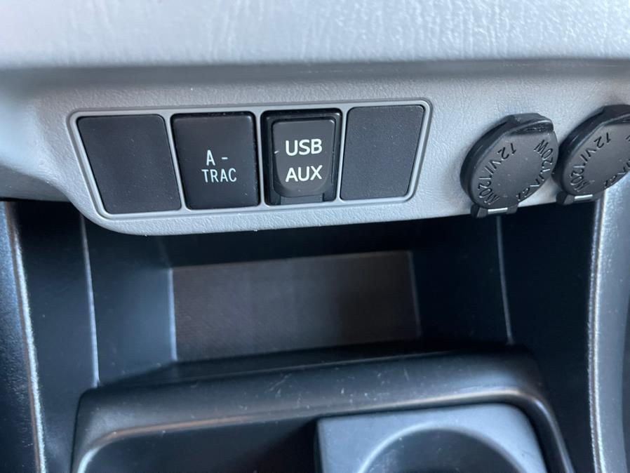 2015 Toyota Tacoma 4WD Double Cab V6 AT TRD Pro (Natl), available for sale in South Windsor, Connecticut | Mike And Tony Auto Sales, Inc. South Windsor, Connecticut 2015 Toyota Tacoma 4WD Double Cab V6 AT TRD Pro (Natl), available for sale in South Windsor, Connecticut | Mike And Tony Auto Sales, Inc. South Windsor, Connecticut